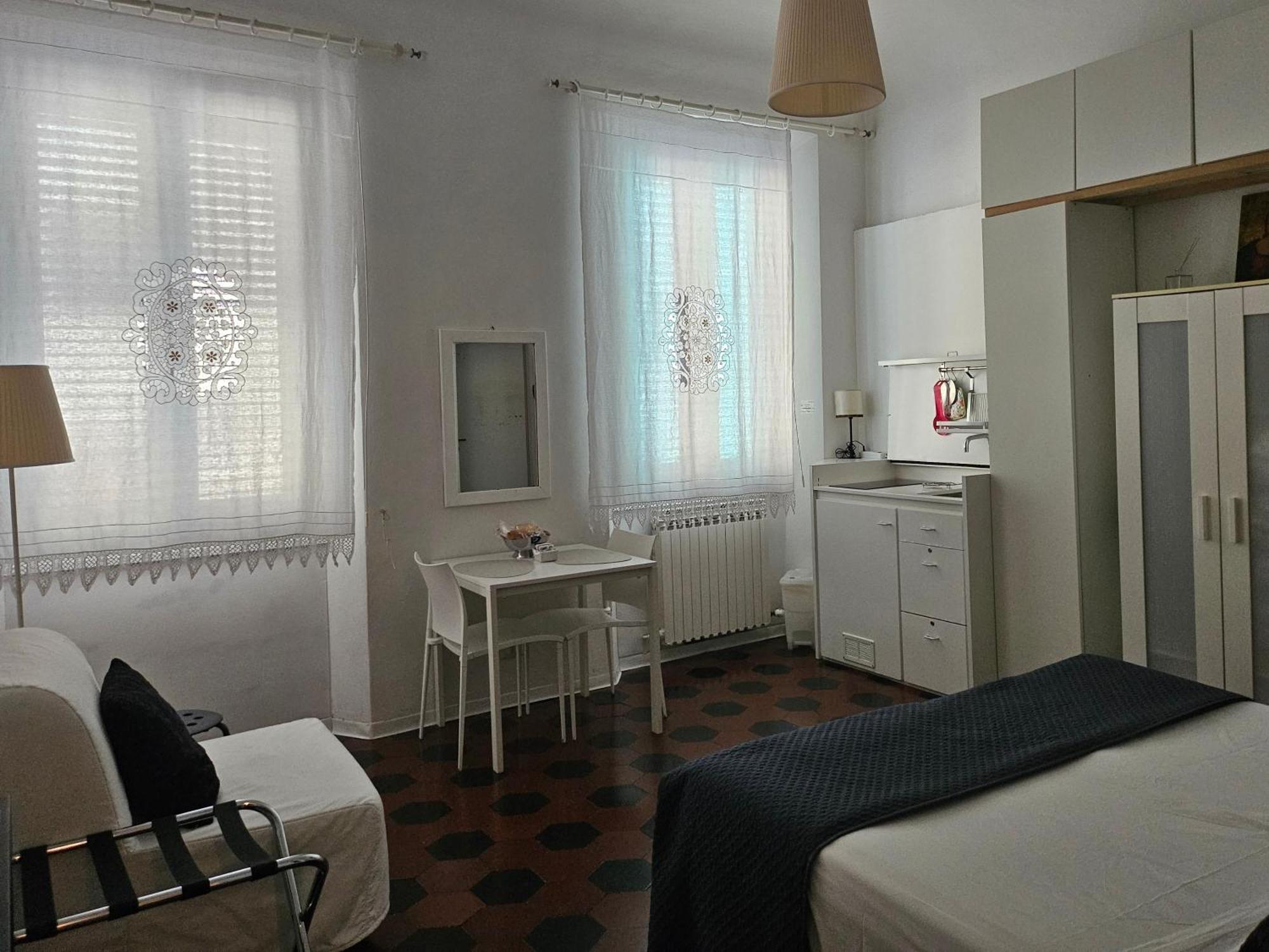 Lucretia House