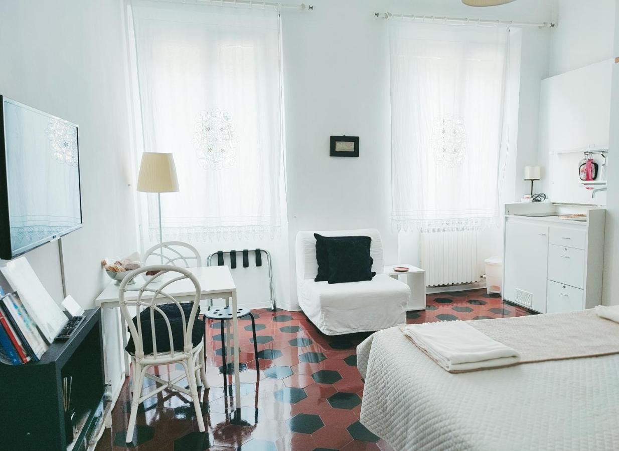 Lucretia House Florencia